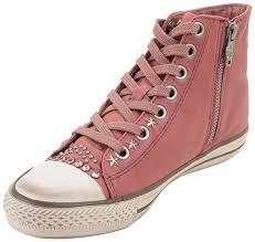 فروشگاه اینترنتی کفش ورزشی زنانه