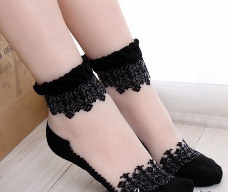 جوراب شیشه ای زنانه