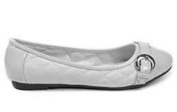 قیمت خرید کفش زنانه بزرگ