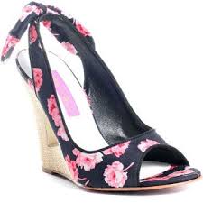 1874b384870fcb68b2a132733b8ef13c