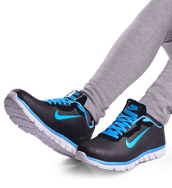 کفش طرح نایک