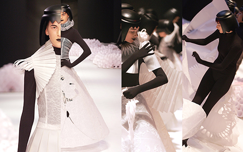  طراحی لباس روی کاغذ