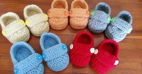 کفش قلاب بافی