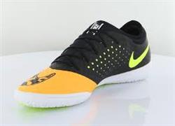 کفش فوتسال نایک درجه یک