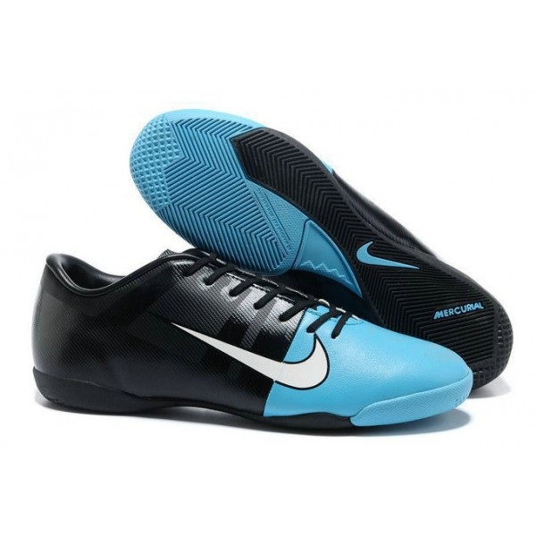 کفش ورزشی فوتسال