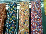 تولید پارچه های محلی زنانه