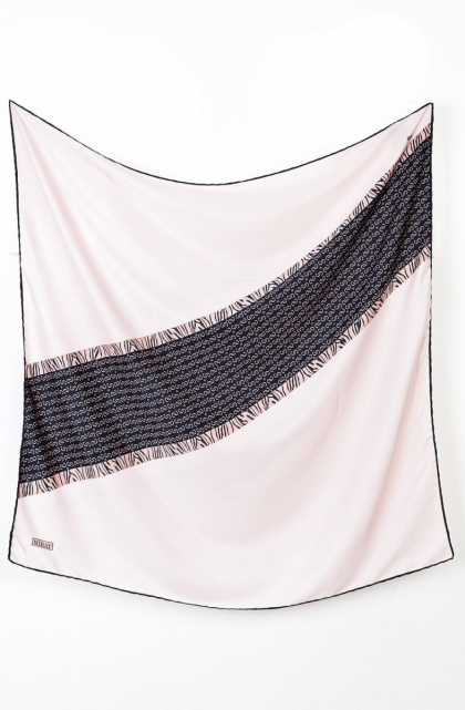 روسری تی تی