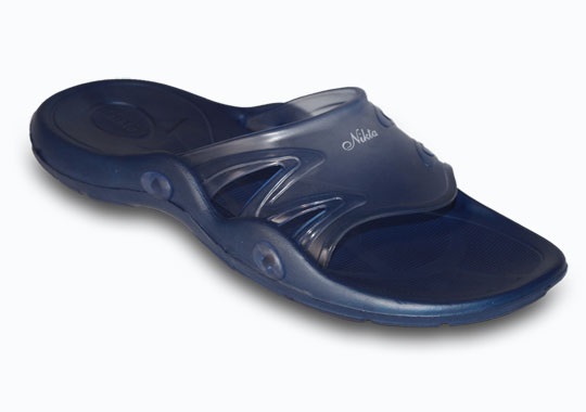 دمپایی پلاستیکی