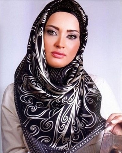 روسری تی تی