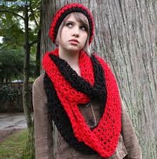 فروشگاه اینترنتی شال و کلاه بافت زنانه