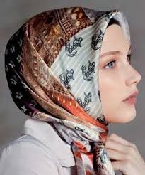 زیباترین مدل روسری های طرح دار
