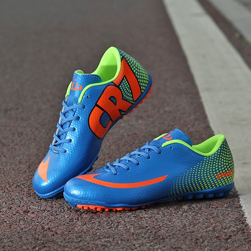 کفش فوتبال کودکان