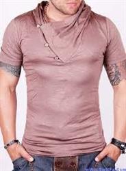 تولید و فروش تی شرت های سفارشی در اصفهان