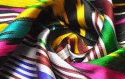 فروشگاه روسری ابریشمی کلاقه ای طرح دار