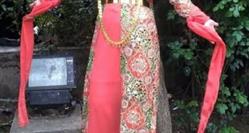 فروشنده پارچه کردی سنندجی