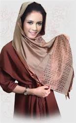 خرید اینترنتی شال و روسری پاییزی شیک