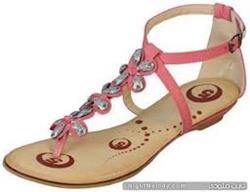 عرضه اینترنتی کفش تابستانی