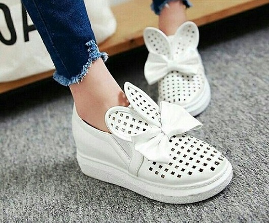 کفش اسپرت عروسکی