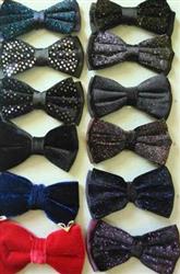 عرضه پاپیون های زیبا با پارچه مخمل