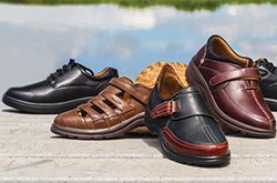 خرید عمده کفش چرمی طبی آداک