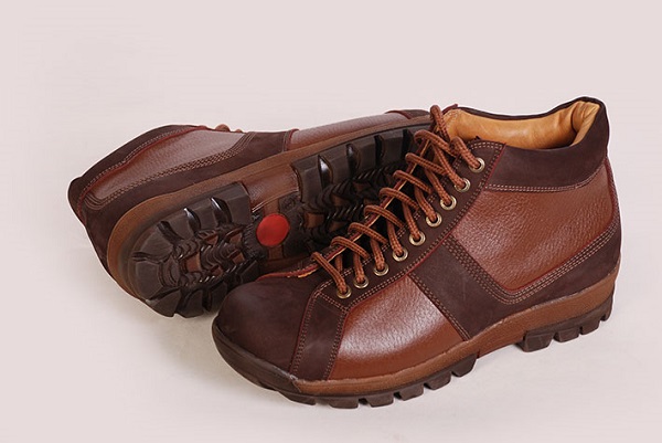 کفش طبی ارتوپدی