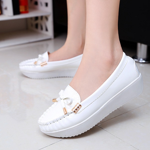 کفش طبی زنانه