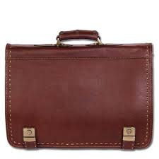 صادرات کیف چرم به ارمنستان