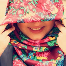 قیمت فروش روسری گلدار