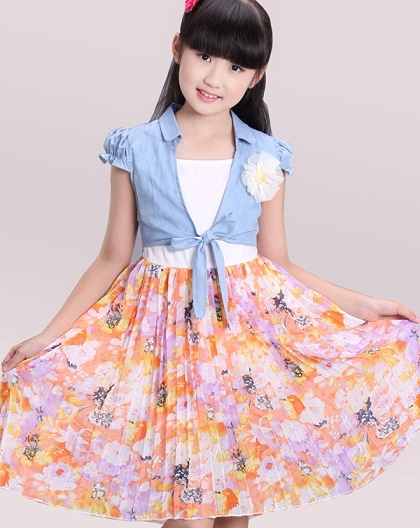 پیراهن بچگانه طرح دار